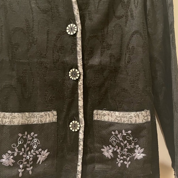 Flashback Black Button Front Stand Up Collar Embroidered Beaded Jacket - Picture 8 of 11